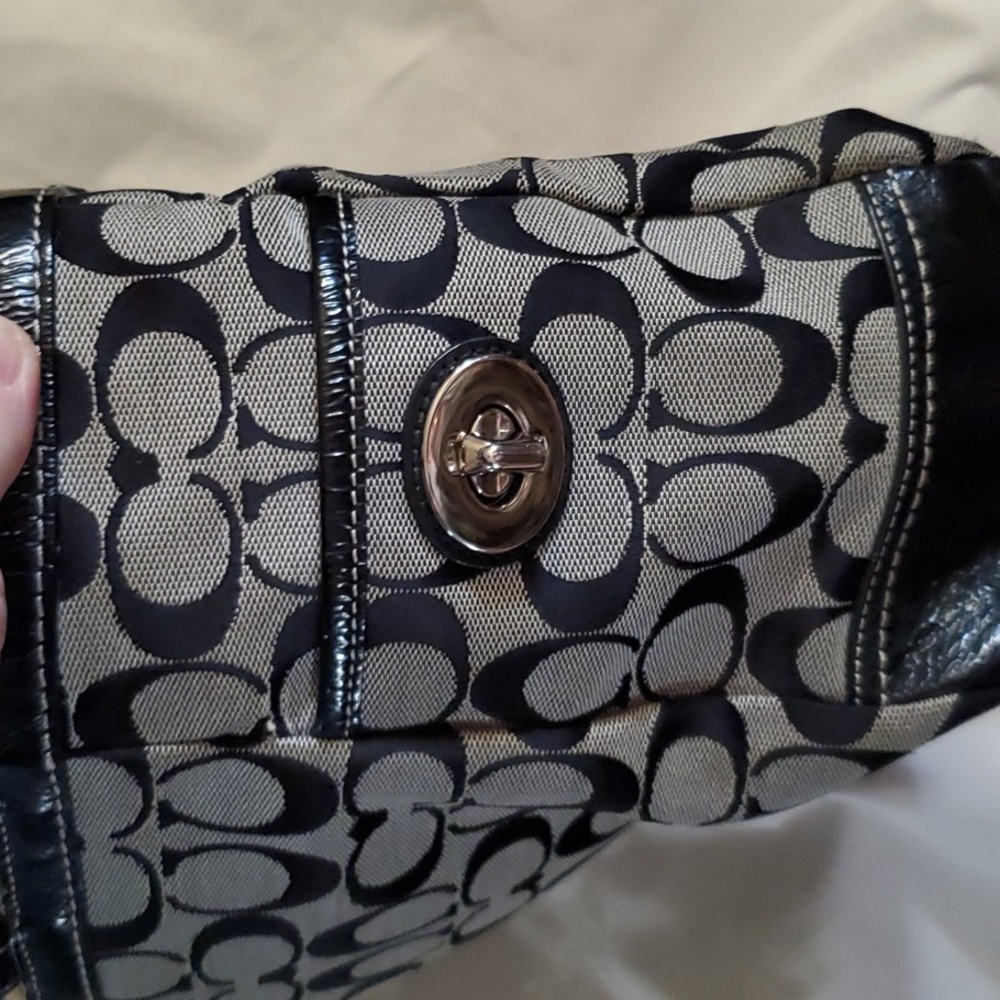 Coach Purse - Picture 7 of 16